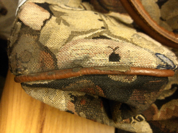 京东商城亚洲实业丹尼熊旗舰店出售残次品或陈