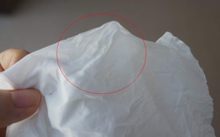 淘宝天猫超市出售欧德堡纯牛奶出现块状物_3