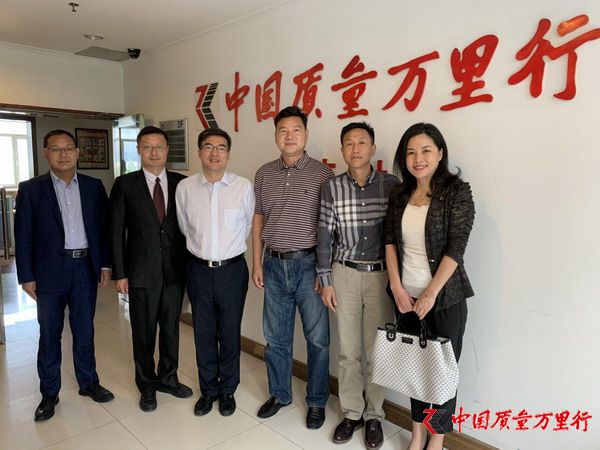 中兴老总黄_中兴老款直板黄屏手机