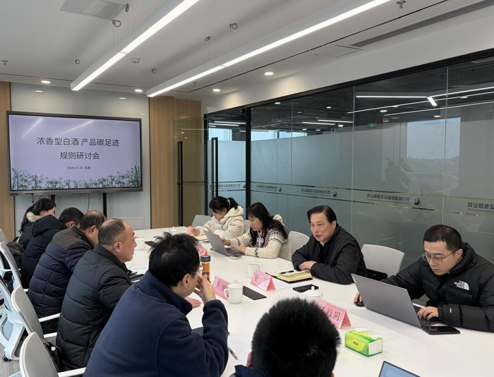 �Ĵ��ɶ������ƶ�Ũ���Ͱ׾ơ���ɫ��ߡ�