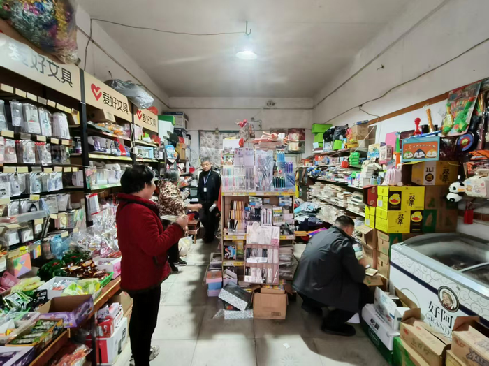 �������޲����ؿ�չУ԰�ܱ���Ʒ��ȫר����