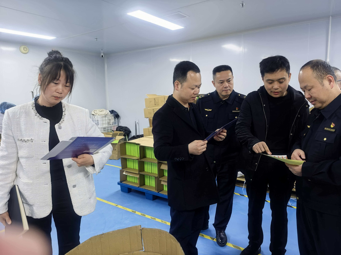 ������������һ����ʵ�� ��׼����ٷ�չ