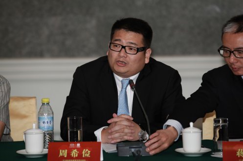 中脉集团副董事长周希俭