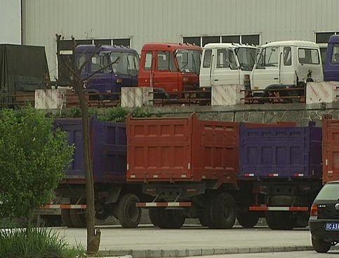 湖北十堰非法拼装车市场火爆年产万台可选商标