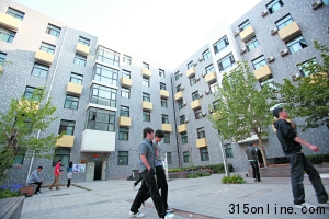 6日,“中财”经济学院宿舍,定培项目的学生都住在这里。