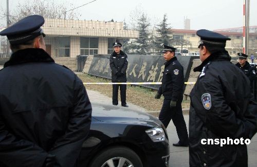 张玉军张彦章非法制售三聚氰胺案今开庭审理