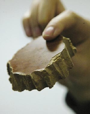 法洛可橱柜实木复合板是中密度板贴皮涉嫌误导