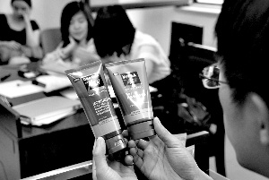 欧美娜克隆妮维雅包装仿冒品只卖两三元