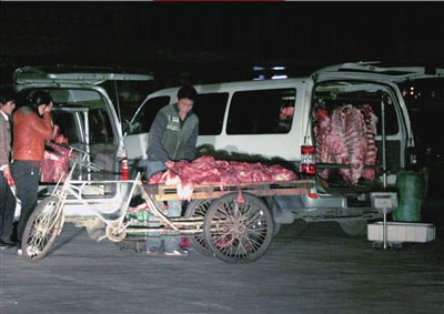 北京注水驴肉流入市场100斤驴肉注20斤水(图)
