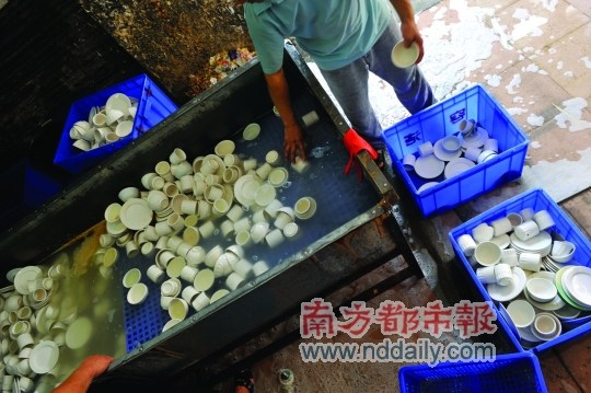 餐具消毒行业人士揭露行业潜规则:100℃十几秒