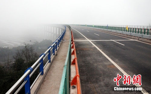 财经好戏上半年轮番上演公路降费后续或更精彩(8)