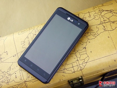 点图查看下一页 白色版iPhone4跌至3699元盘点近期降价智能机(2)
