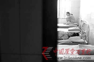 高风险低收入 中国精神科医生流失情况严重_医