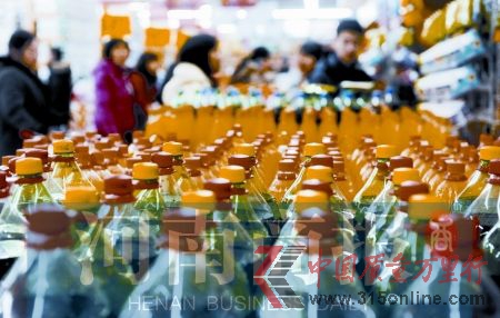 超市进场费最终还是由消费者埋单 河南商报记者 赵卓/摄