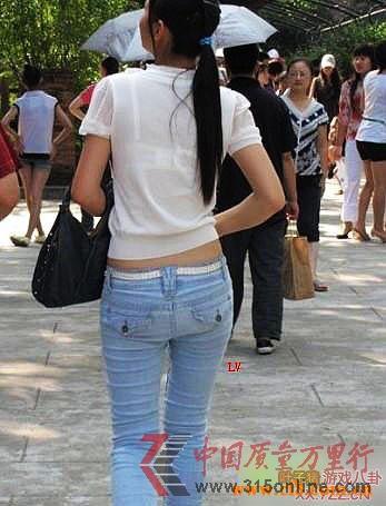 <em>大街</em>上那些<em>紧身裤</em>翘臀<em>美女</em> 凸显火辣身材_其他