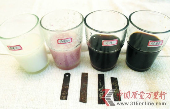 可乐pH值酸性超过陈醋。(图片来源:半岛晨报)