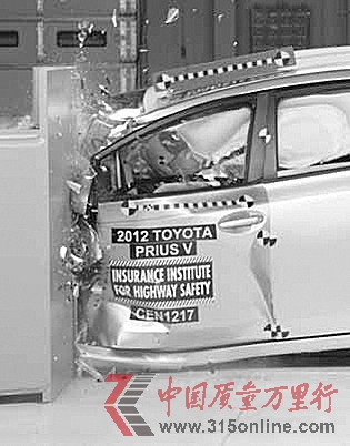 丰田凯美瑞和普锐斯碰撞测试均获差评